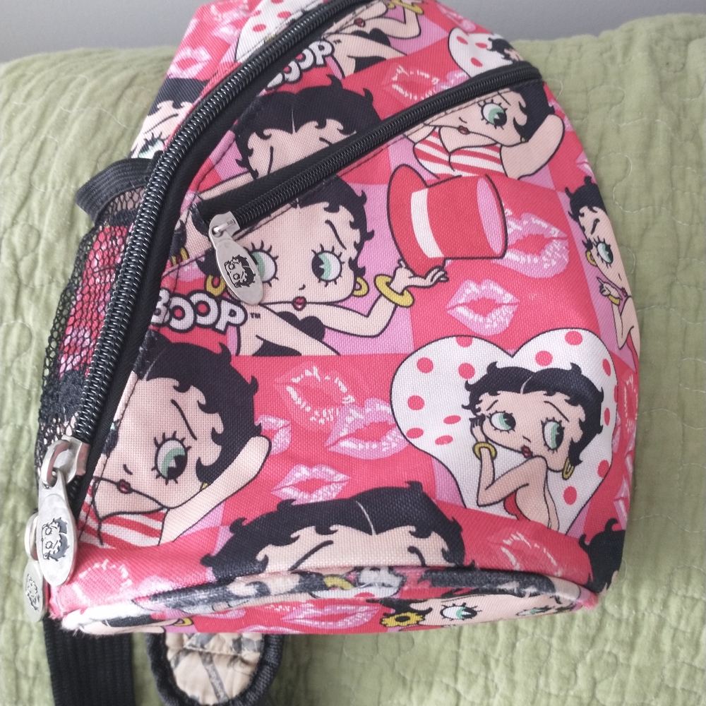 Pink Betty Boop Backpack - Picture 3 of 10